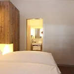 Ξενοδοχείο με διαμερίσματα Avenida Mountain 4*
