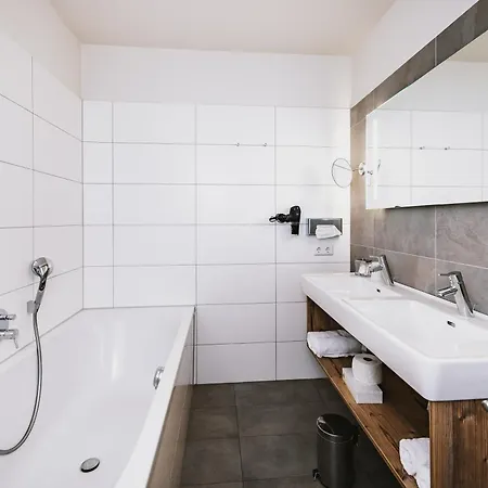 Avenida Mountain Aparthotel