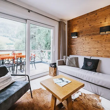 Avenida Mountain Aparthotel 4*