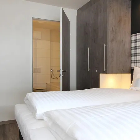 アパートホテル Avenida Mountain 4*