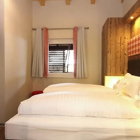 Aparthotel Avenida Mountain 4*