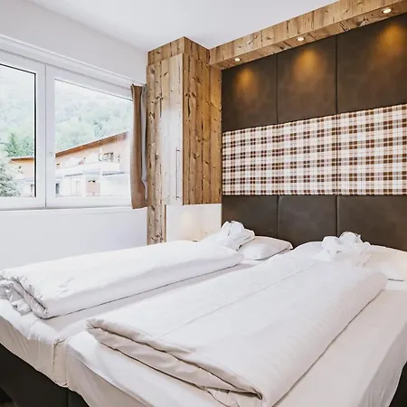 Avenida Mountain Aparthotel 4*