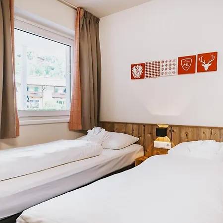 Avenida Mountain Aparthotel