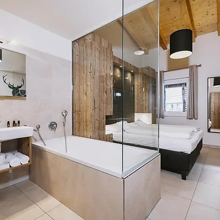 Avenida Mountain Aparthotel 4*