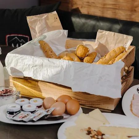 Aparthotel Avenida Mountain 4*