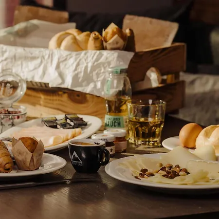 Aparthotel Avenida Mountain 4*