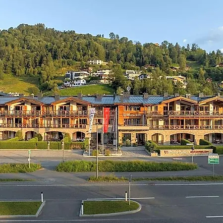 Avenida Mountain