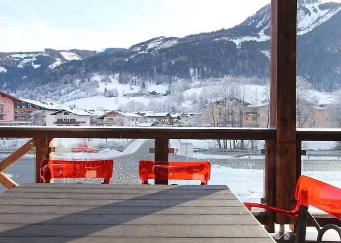 Aparthotel Avenida Mountain 4*