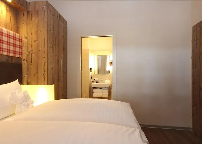 Aparthotel Avenida Mountain 4*